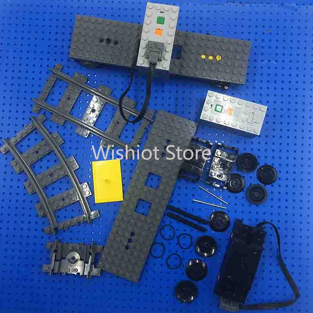 テクニカルパーツ トレインモーター 88002 MOC パッ - Build Plate のレビューと価格